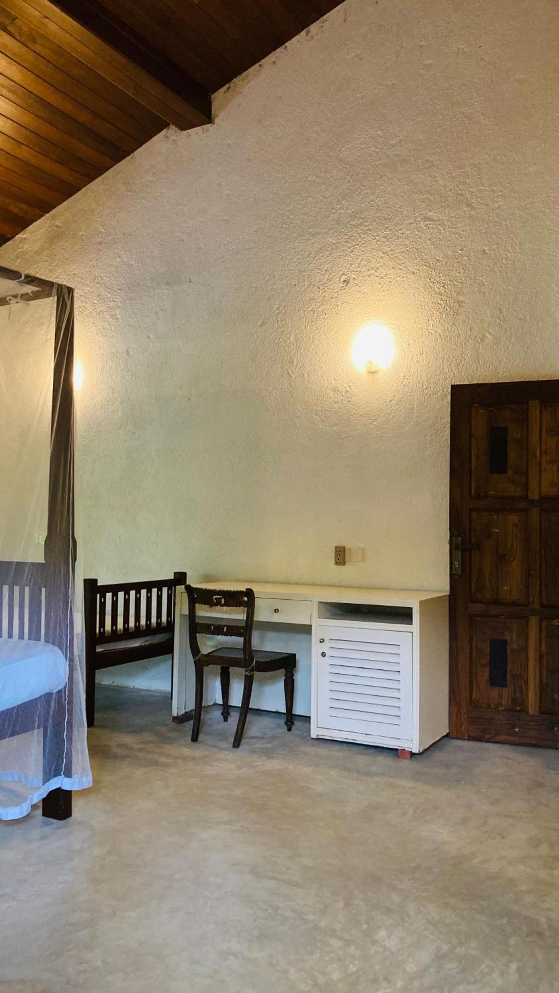 Вилла Whispering House Тангалла Экстерьер фото
